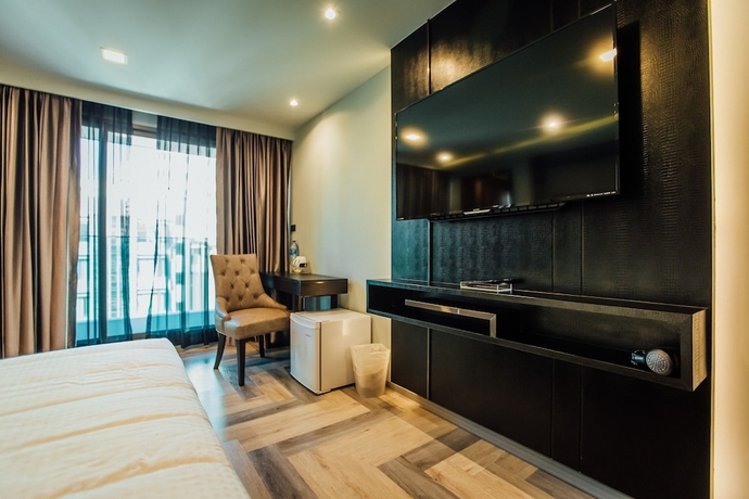 Imagen de la habitación del Hotel First Pride. Foto 5