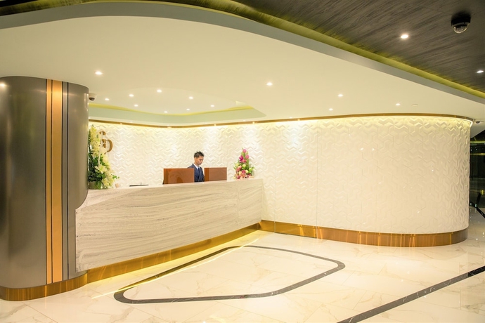 Imagen de los interiores del Hotel First Pride. Foto 13