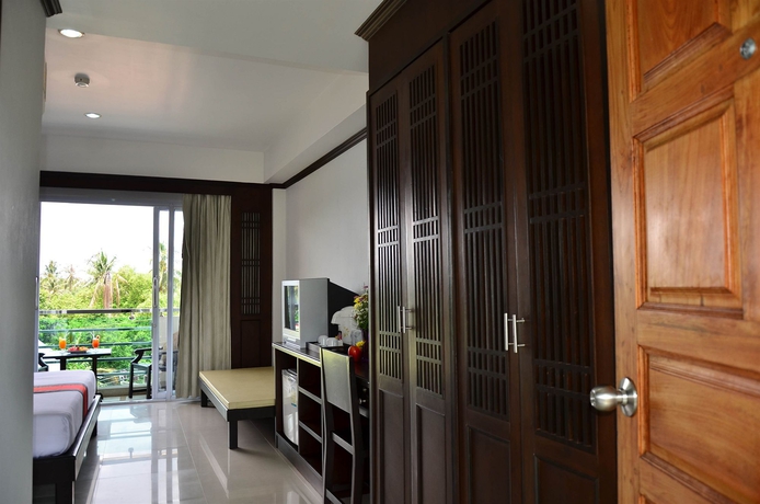 Imagen de la habitación del Hotel First Residence. Foto 8