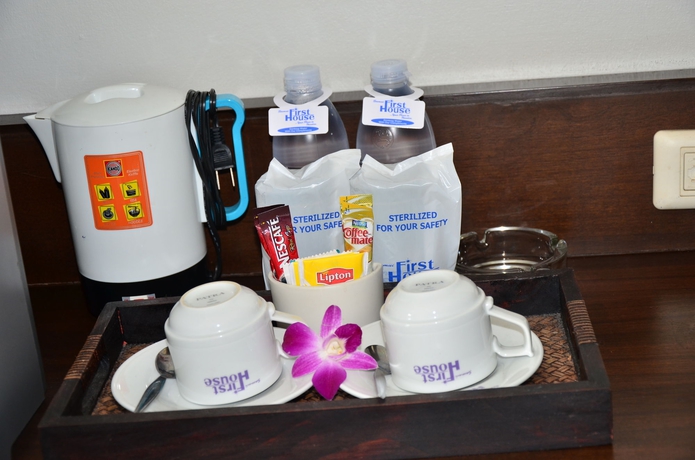 Imagen de la habitación del Hotel First Residence. Foto 9