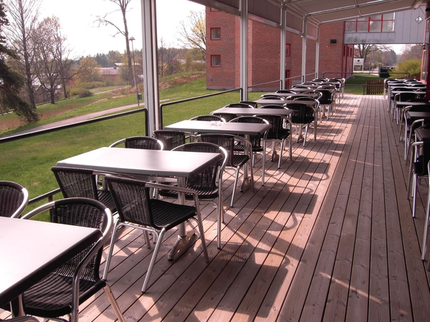 Imagen de la habitación del Hotel First Royal. Foto 6