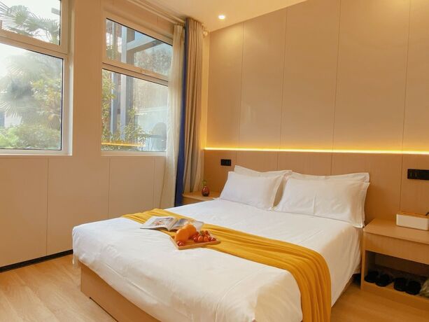 Imagen de la habitación del Hotel First Sight Hotel,Next to Yingtianmen Imperial City,Provide Airport and High-Speed Rail Station Pick. Foto 18