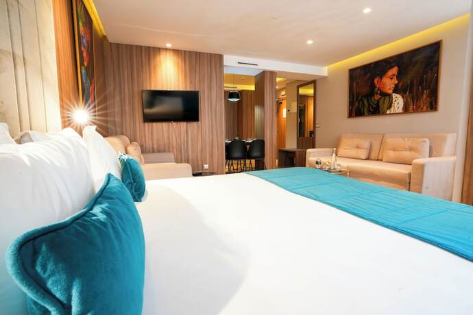 Imagen general del Hotel First Suites Hôtel. Foto 4