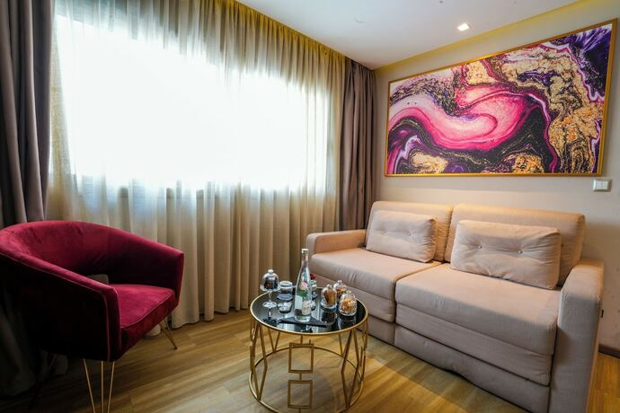 Imagen general del Hotel First Suites Hôtel. Foto 10