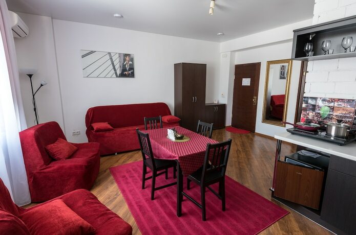 Imagen de la habitación del Hotel First Train. Foto 4