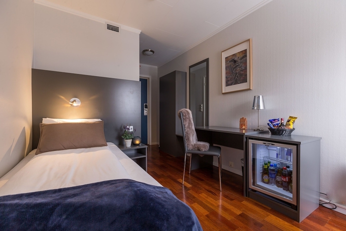 Imagen de la habitación del Hotel First Viking. Foto 9