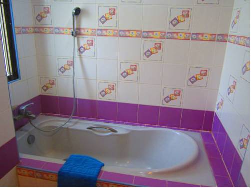 Imagen de la habitación del Hotel First Villa Beach Resort. Foto 2