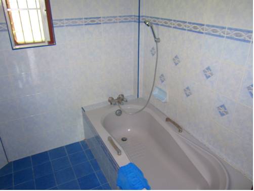 Imagen de la habitación del Hotel First Villa Beach Resort. Foto 5