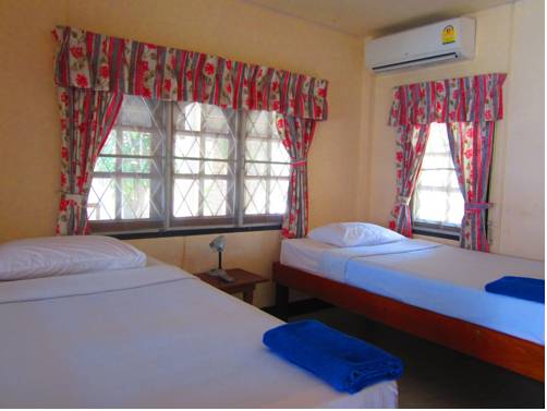 Imagen de la habitación del Hotel First Villa Beach Resort. Foto 6