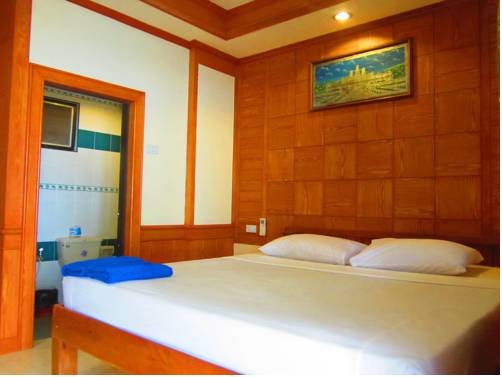 Imagen de la habitación del Hotel First Villa Beach Resort. Foto 14