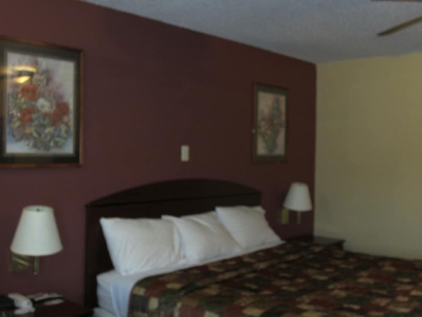 Imagen general del Hotel First Western Inn. Foto 1