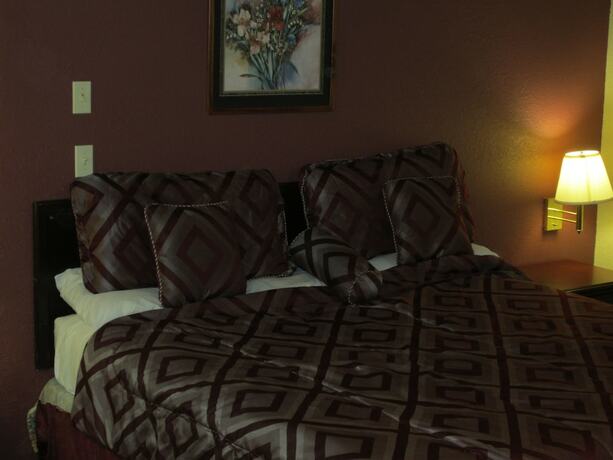 Imagen general del Hotel First Western Inn. Foto 2