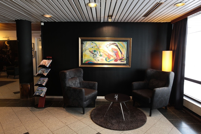 Imagen de los interiores del Hotel First Witt. Foto 19