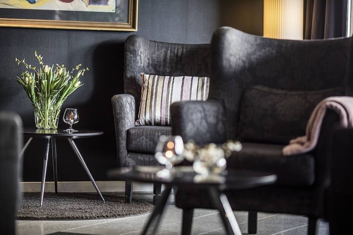 Imagen del bar/restaurante del Hotel First Witt. Foto 3