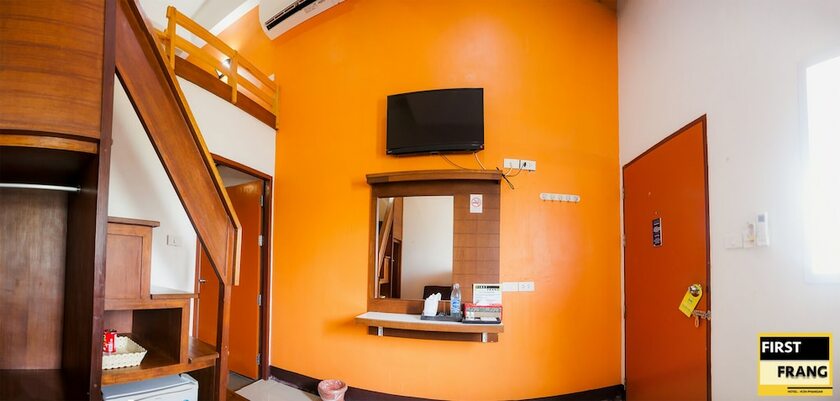 Imagen general del Hotel First and Frang. Foto 11