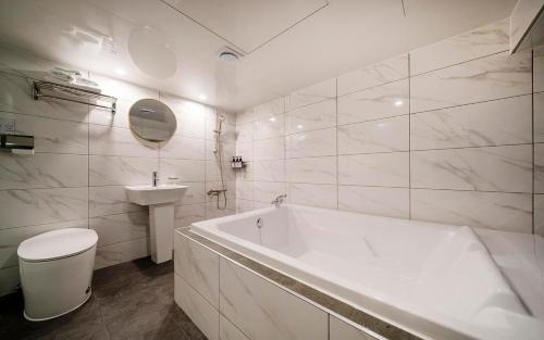 Imagen de la habitación del Hotel Firststay Hongdae. Foto 16