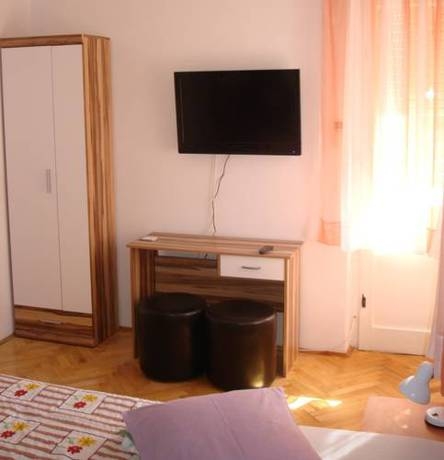 Imagen general del Hotel Firule Center Rooms. Foto 8