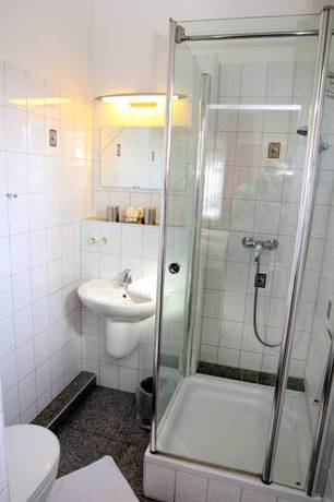 Imagen general del Hotel Firzlaffs Neumünster. Foto 1