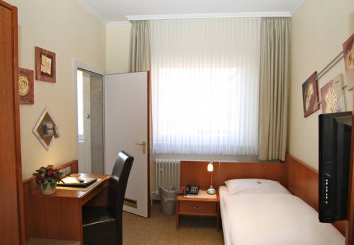 Imagen de la habitación del Hotel Firzlaffs Neum&uuml;nster. Foto 15