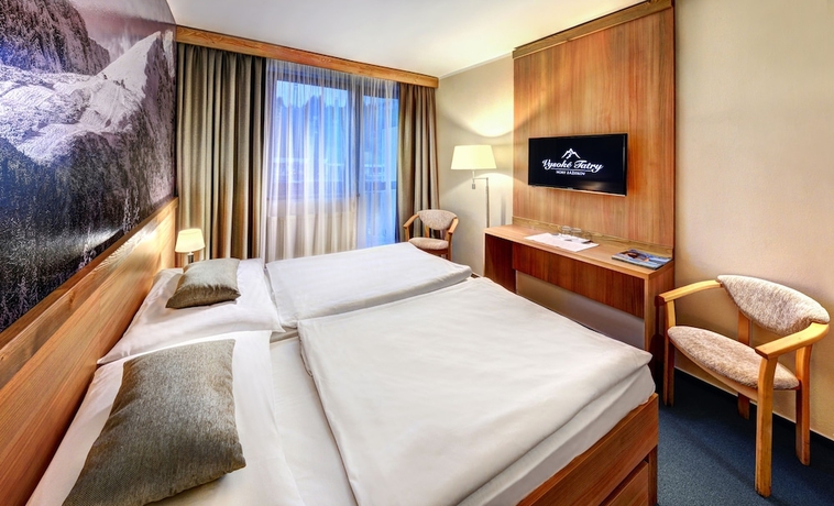 Imagen de la habitación del Hotel Fis. Foto 10