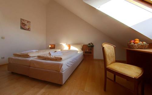 Imagen de la habitación del Hotel Fischer, Dachau. Foto 3
