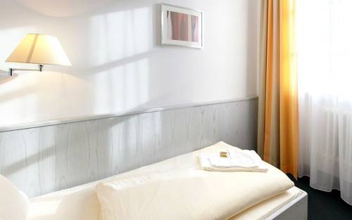 Imagen de la habitación del Hotel Fischer, Dachau. Foto 5