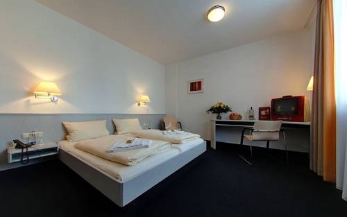 Imagen de la habitación del Hotel Fischer, Dachau. Foto 8