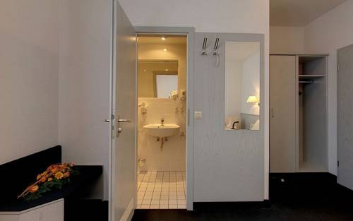 Imagen de la habitación del Hotel Fischer, Dachau. Foto 9