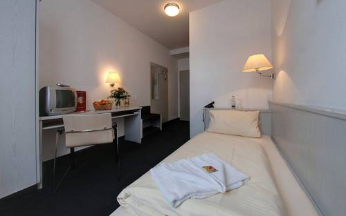 Imagen de la habitación del Hotel Fischer, Dachau. Foto 11
