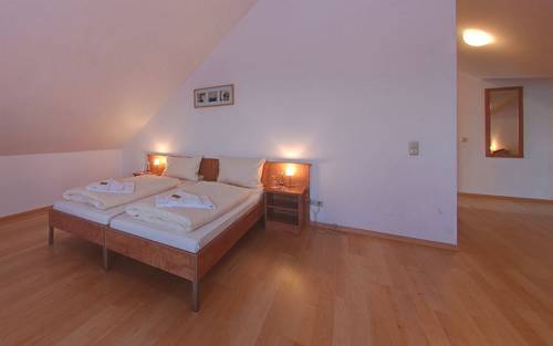 Imagen de la habitación del Hotel Fischer, Dachau. Foto 12