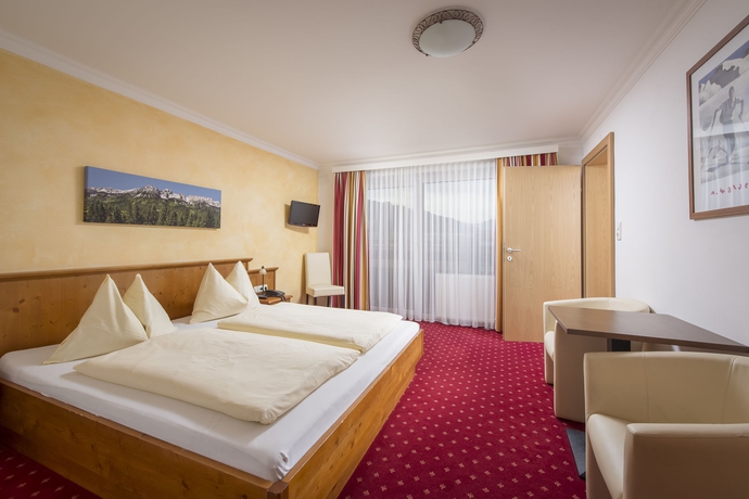 Imagen de la habitación del Hotel Fischer, Sankt Johann In Tirol. Foto 5