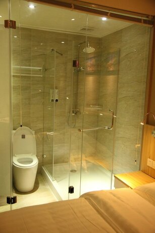 Imagen general del Hotel Fish Inn East Nanjing Road. Foto 2