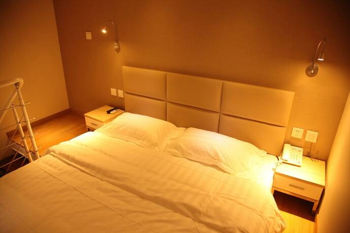 Imagen general del Hotel Fish Inn East Nanjing Road. Foto 3