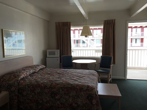 Imagen de la habitación del Hotel Fish Tales Boardwalk Inn. Foto 18