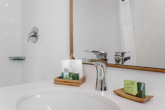 Imagen de la habitación del Hotel Fisher Inn Resort & Marina. Foto 5