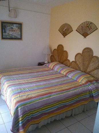Imagen de la habitación del Hotel Fisherman's Point Resort. Foto 5