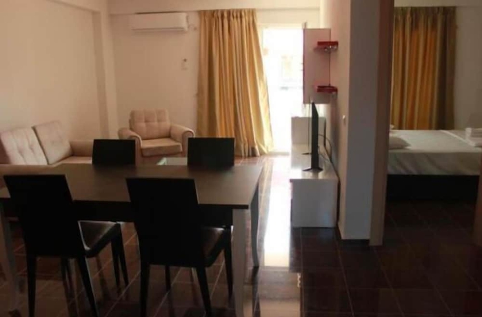 Imagen de la habitación del Hotel Fishta. Foto 6
