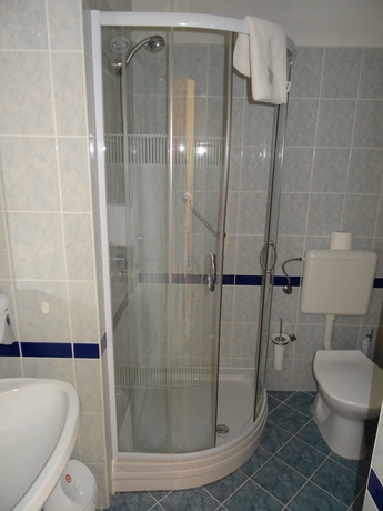 Imagen de la habitación del Hotel Fit Hévíz. Foto 8