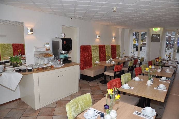 Imagen del bar/restaurante del Hotel Fita. Foto 3