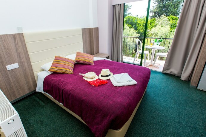 Imagen general del Hotel Fitos Inn Guest House. Foto 10