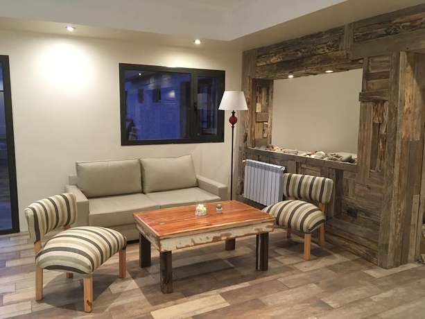 Imagen de los interiores del Hotel Fitz Roy Hosteria de Monta&ntilde;a. Foto 15