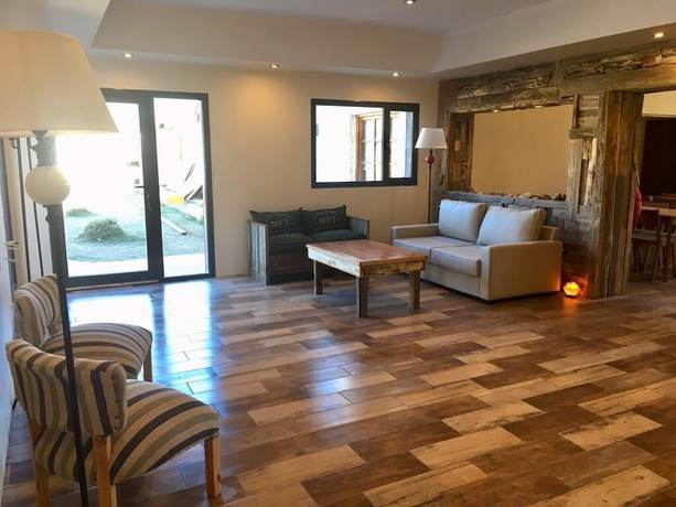 Imagen de los interiores del Hotel Fitz Roy Hosteria de Monta&ntilde;a. Foto 20