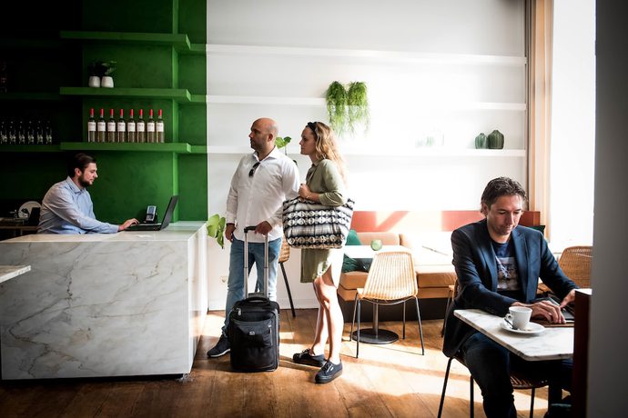 Imagen de los interiores del Hotel Fitz-Roy Urban Bar and Garden. Foto 19
