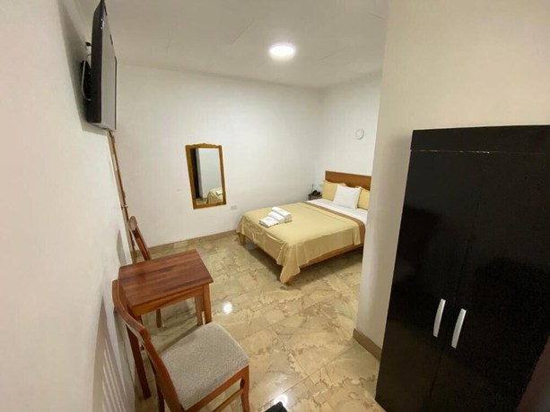 Imagen de la habitación del Hotel Fitzcarrald. Foto 15