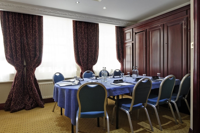 Imagen de los interiores del Hotel Fitzrovia. Foto 13