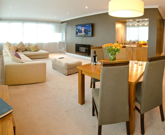 Imagen de los interiores del Hotel Fitzwilton. Foto 13