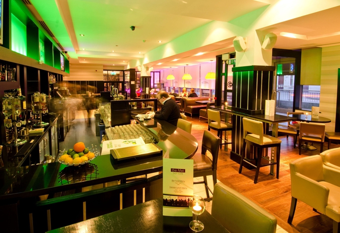 Imagen del bar/restaurante del Hotel Fitzwilton. Foto 4