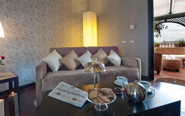 Imagen de los interiores del Hotel Fiume. Foto 14