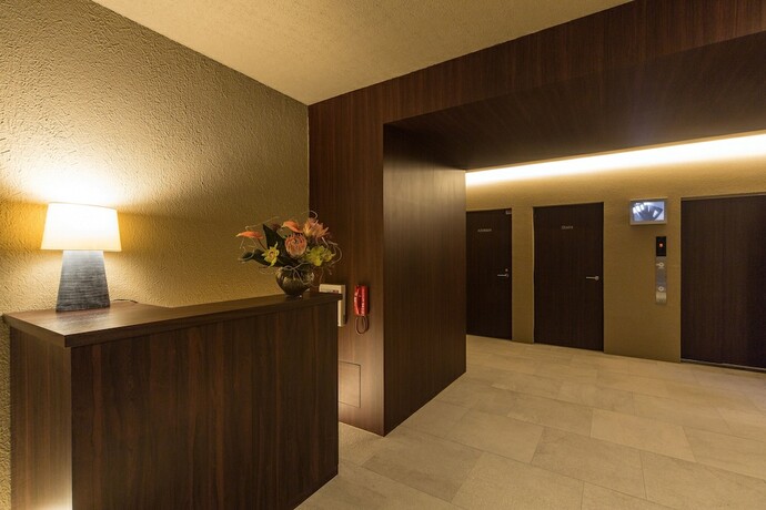 Imagen de los interiores del Hotel Five Court Umeda. Foto 18
