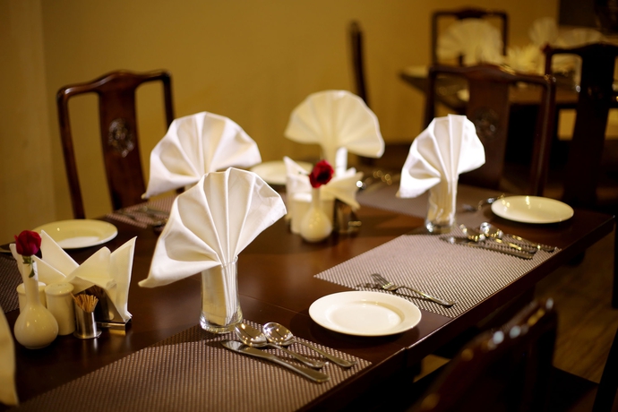 Imagen del bar/restaurante del Hotel Five Elements Hotels North Avenue Delhi. Foto 2